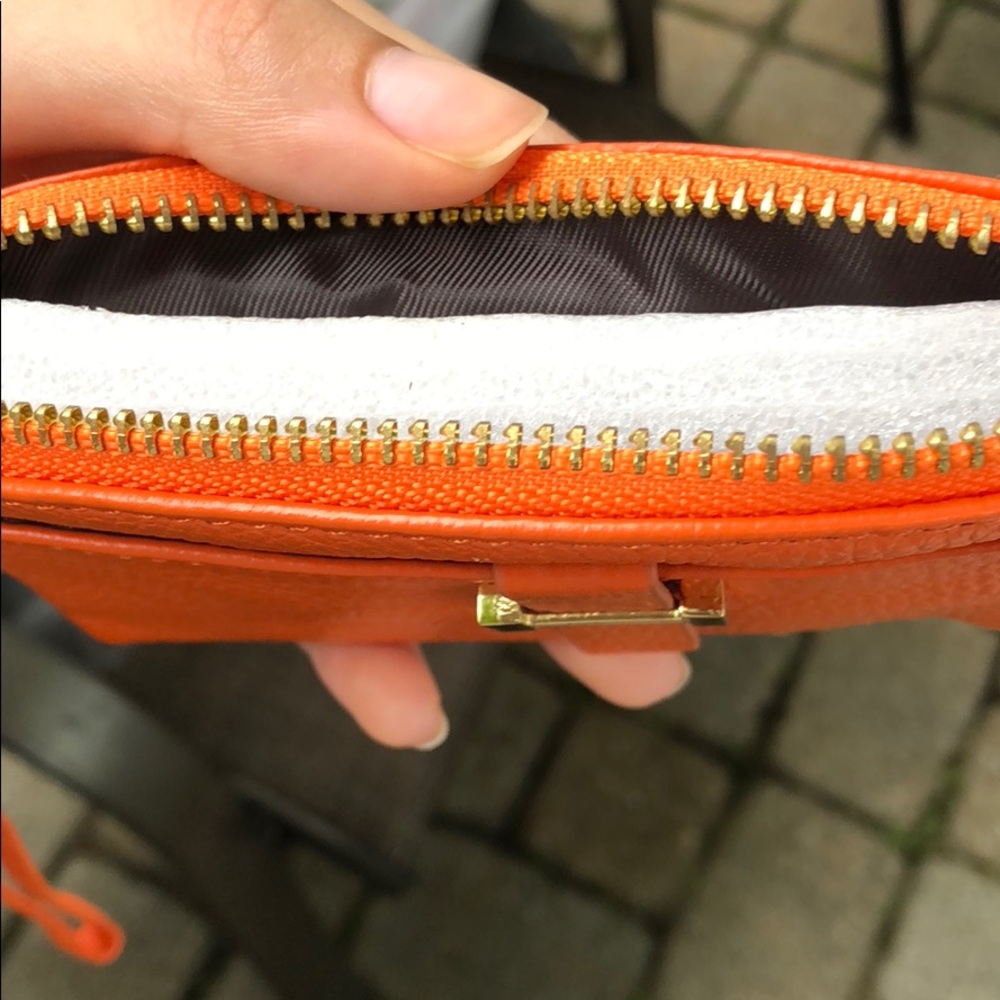 leather pouch - Picture 3 of 3